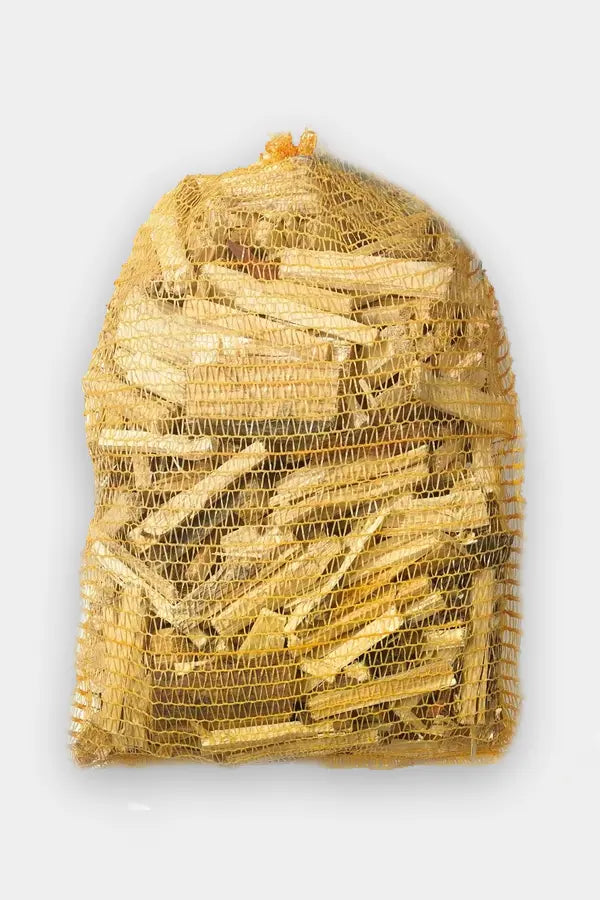 Saco de lenha miúda para acender